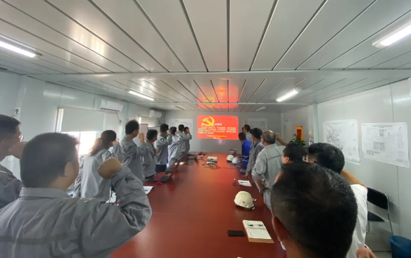 天辰公司广西华谊项目现场开展“党建共建促生产”活动