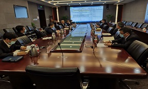 天辰公司党委理论学习中心组学习进行时